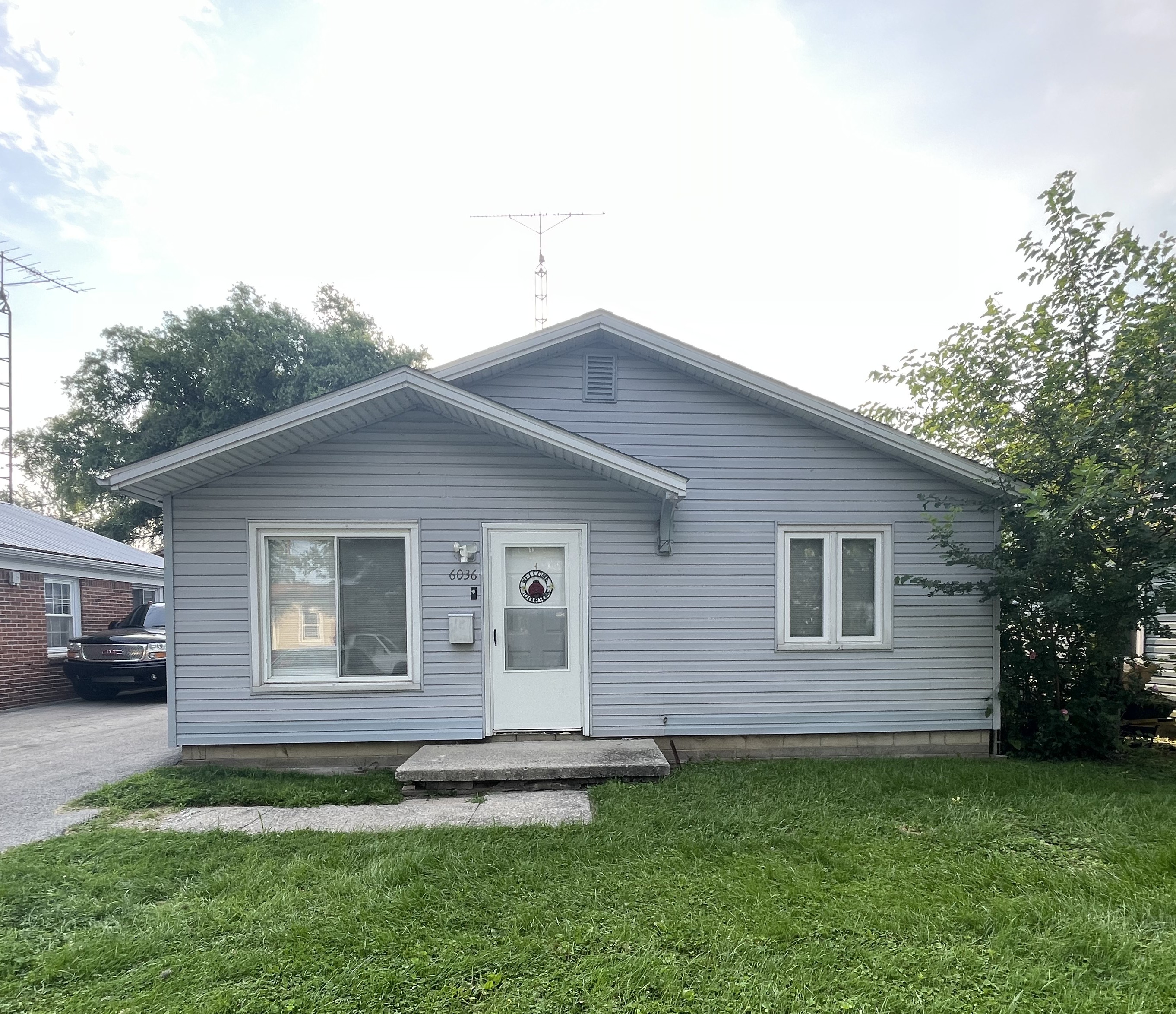Property main image